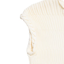 Load image into Gallery viewer, 極美品 CHANEL シャネル CCチェーン ボタン ホワイト アイボリー ワンピース ドレス シルバー金具 サイズ34 中古 4a005407