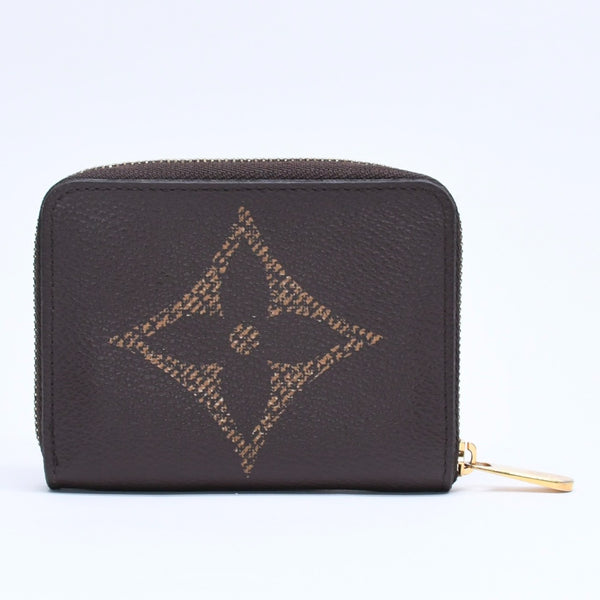 Very Good Condition LOUIS VUITTON M69354 Zippy Coin Purse Monogram Giant Coin Case Coin Purse Brown Used 4a005325