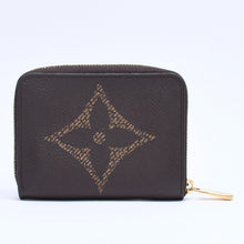 Load image into Gallery viewer, 極美品 LOUIS VUITTON ルイヴィトン M69354 ジッピーコインパース モノグラム・ジャイアント コインケース 小銭入れ ブラウン 中古 4a005325