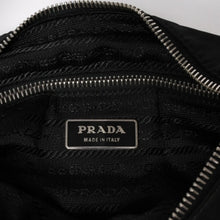Load image into Gallery viewer, PRADA プラダ ホーボー ワンショルダーバッグ BR3279 トライアングルロゴ ナイロン ブラック シルバー金具 美品 中古 4a005418