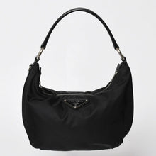 Load image into Gallery viewer, PRADA プラダ ホーボー ワンショルダーバッグ BR3279 トライアングルロゴ ナイロン ブラック シルバー金具 美品 中古 4a005418