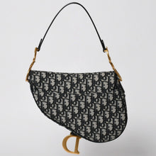 Load image into Gallery viewer, 極美品 Christian Dior クリスチャンディオール サドルバッグ ワンショルダーバッグ M0455CTZQ_M928 オブリーク柄 ネイビー 中古 4a005438