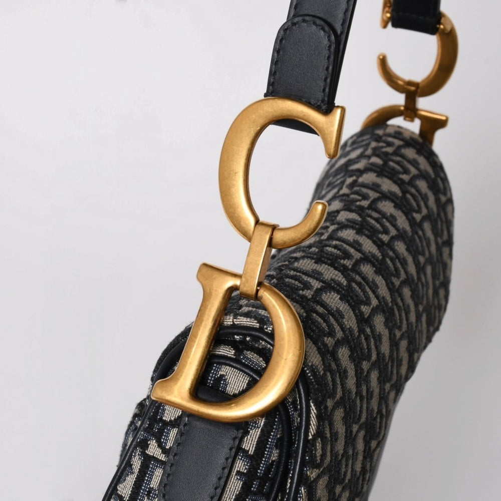 Very Good Condition Christian Dior Saddle Bag One Shoulder Bag M0455CTZQ_M928 Oblique Pattern Navy Used 4a005438