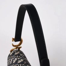 Load image into Gallery viewer, 極美品 Christian Dior クリスチャンディオール サドルバッグ ワンショルダーバッグ M0455CTZQ_M928 オブリーク柄 ネイビー 中古 4a005438