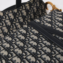 Load image into Gallery viewer, 極美品 Christian Dior クリスチャンディオール サドルバッグ ワンショルダーバッグ M0455CTZQ_M928 オブリーク柄 ネイビー 中古 4a005438