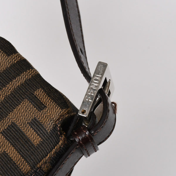 FENDI フェンディ マンマバケット ワンショルダーバッグ 26424 キャンバス レザー ブラウン ズッカ柄 シルバー金具 美品 中古 4a005356