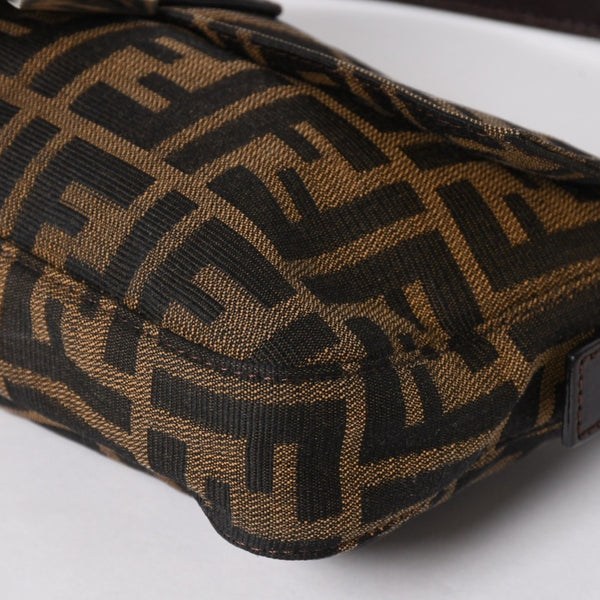 FENDI フェンディ マンマバケット ワンショルダーバッグ 26424 キャンバス レザー ブラウン ズッカ柄 シルバー金具 美品 中古 4a005356