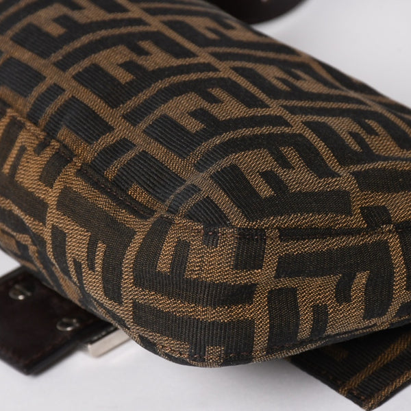 FENDI フェンディ マンマバケット ワンショルダーバッグ 26424 キャンバス レザー ブラウン ズッカ柄 シルバー金具 美品 中古 4a005356