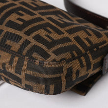 Load image into Gallery viewer, FENDI フェンディ マンマバケット ワンショルダーバッグ 26424 キャンバス レザー ブラウン ズッカ柄 シルバー金具 美品 中古 4a005355