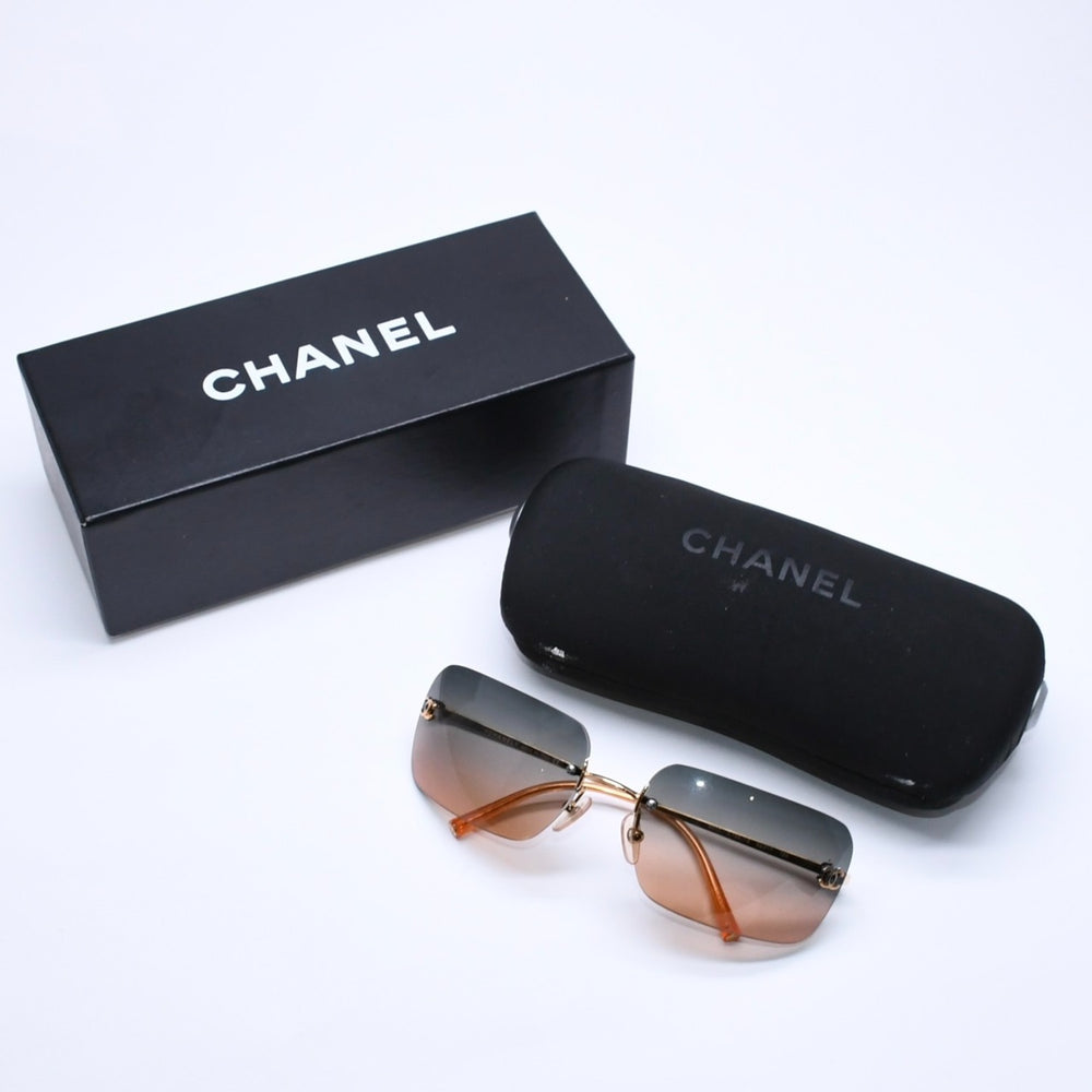 極美品 CHANEL シャネル リムレス サングラス 4017 サイズ62◻︎17 120 グラデーション オレンジ ブルー ゴールドフレーム 中古 4a005428
