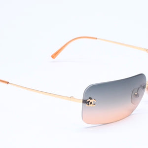 Mint condition CHANEL rimless sunglasses 4017, size 62◻17 120 Gradient Orange Blue Gold Frame Used 4a005428