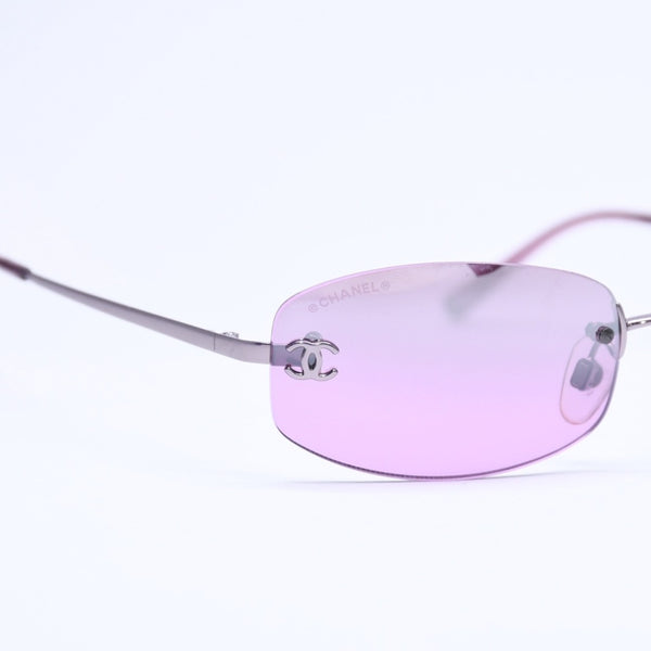 新品未使用 CHANEL シャネル リムレス サングラス アイウェア 4002 c.215/7A サイズ57□19 130 ココマーク パープル 中古 4a005421