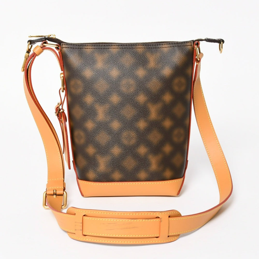 LOUIS VUITTON ルイヴィトン ホーボー・クルーザー PM ショルダーバッグ モノグラム・ディスイズノット M46241 ブラウン 美品 中古 4a005466