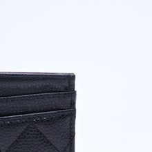 画像をギャラリービューアに読み込む, 極美品 CHANEL シャネル クラシック カードケース AP0213 キャビアスキン マトラッセ ブラック ココマーク ランダム品番 ゴールド金具 中古 4a005441