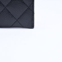 画像をギャラリービューアに読み込む, 極美品 CHANEL シャネル クラシック カードケース AP0213 キャビアスキン マトラッセ ブラック ココマーク ランダム品番 ゴールド金具 中古 4a005441