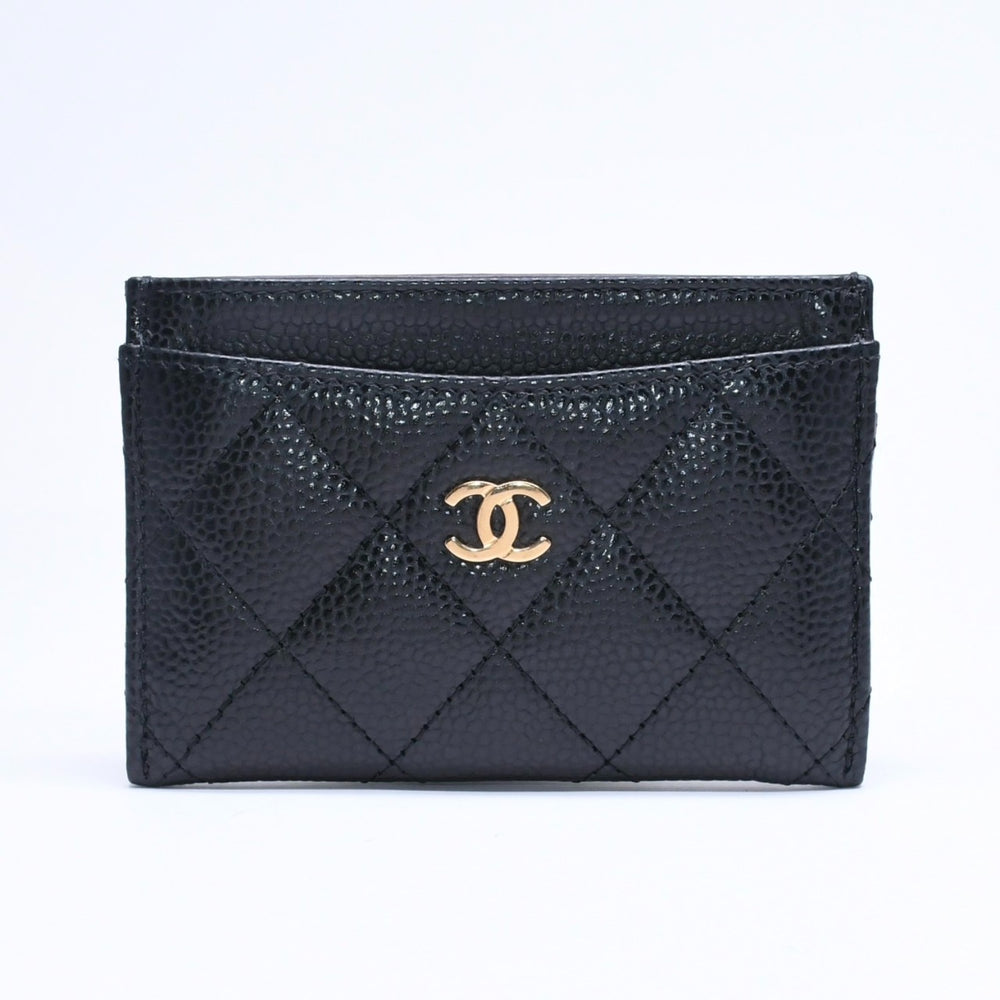 極美品 CHANEL シャネル クラシック カードケース AP0213 キャビアスキン マトラッセ ブラック ココマーク ランダム品番 ゴールド金具 中古 4a005441