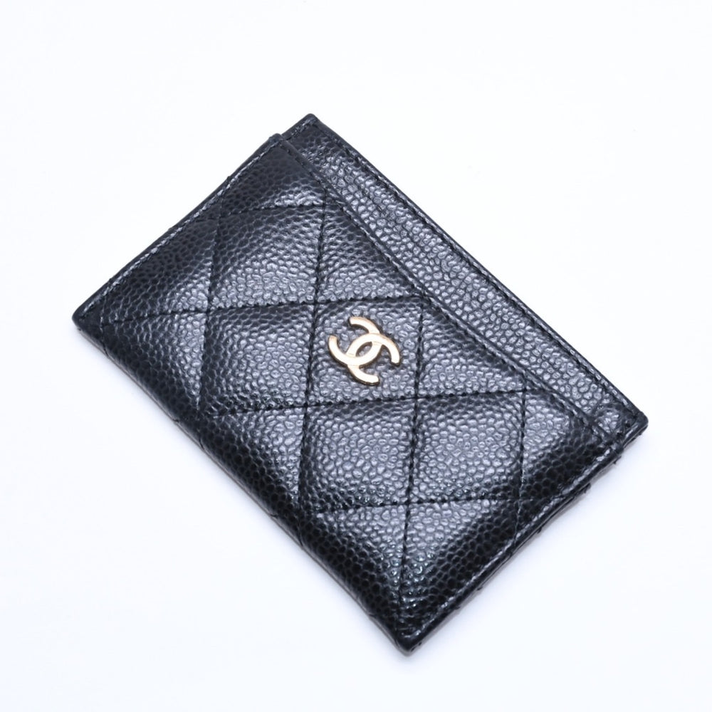 Very Good Condition CHANEL CHANEL Classic Card Case AP0213 Caviar Skin Matelasse Black Coco Mark Random Part Number Gold Hardware Used 4a005441