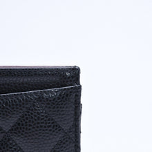 画像をギャラリービューアに読み込む, 極美品 CHANEL シャネル クラシック カードケース AP0213 キャビアスキン マトラッセ ブラック ココマーク ランダム品番 ゴールド金具 中古 4a005441