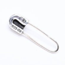 画像をギャラリービューアに読み込む, CHROME HEARTS クロムハーツ SAFETY PIN CH PLUS SM ER CHプラス セーフティーピン スモール ピアス 重量約2.04g シルバー925 美品 中古 4a005721