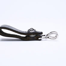 画像をギャラリービューアに読み込む, CHROME HEARTS クロムハーツ W BELT LOOP CROSS BUTTON Wベルトループ クロスボタン キーリング レザー 美品 中古 4a005769