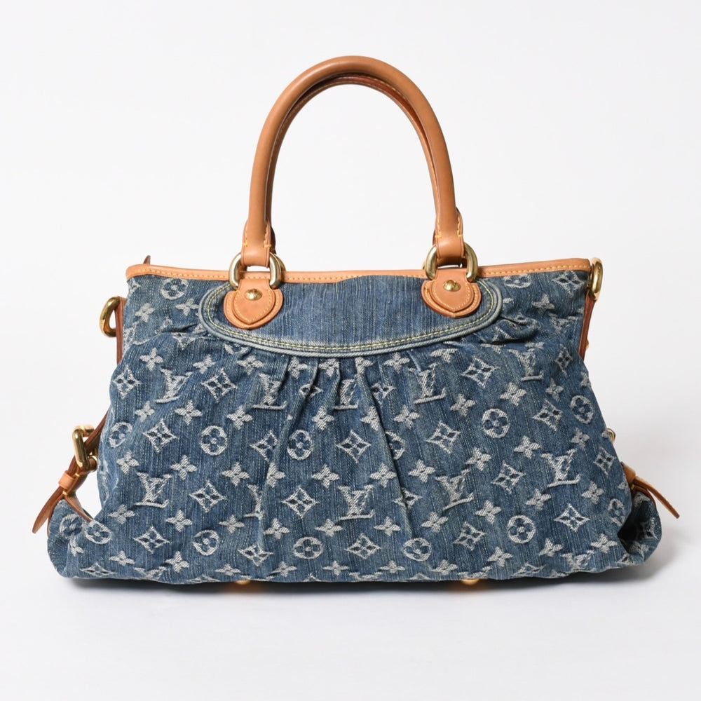 Like new LOUIS VUITTON Neocavy MM handbag M95349 2WAY Monogram Denim Gold hardware Used 4a005631