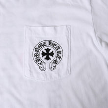画像をギャラリービューアに読み込む, CHROME HEARTS クロムハーツ ヴァーティカルロゴ 半袖Tシャツ サイズL 東京限定 オールドイングリッシュ メイドインハリウッド 美品 中古 4a005689
