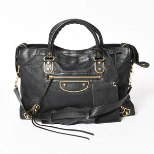 極美品 BALENCIAGA バレンシアガ クラシック メタリック エッジ シティ 2WAY ショルダーバッグ 390154 ブラック ゴールド金具 中古 4a005479