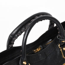 Load image into Gallery viewer, 極美品 BALENCIAGA バレンシアガ クラシック メタリック エッジ シティ 2WAY ショルダーバッグ 390154 ブラック ゴールド金具 中古 4a005479