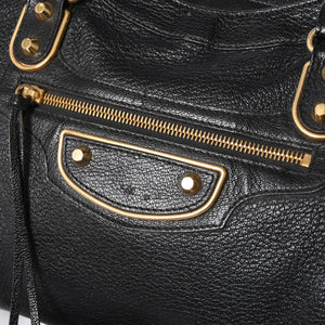 極美品 BALENCIAGA バレンシアガ クラシック メタリック エッジ シティ 2WAY ショルダーバッグ 390154 ブラック ゴールド金具 中古 4a005479