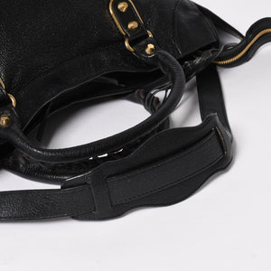極美品 BALENCIAGA バレンシアガ クラシック メタリック エッジ シティ 2WAY ショルダーバッグ 390154 ブラック ゴールド金具 中古 4a005479