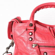 Load image into Gallery viewer, BALENCIAGA バレンシアガ クラシックミニシティ 2WAY ハンドバッグ ショルダーバッグ レザー レッド ピンク 300295 美品 中古 4a005478