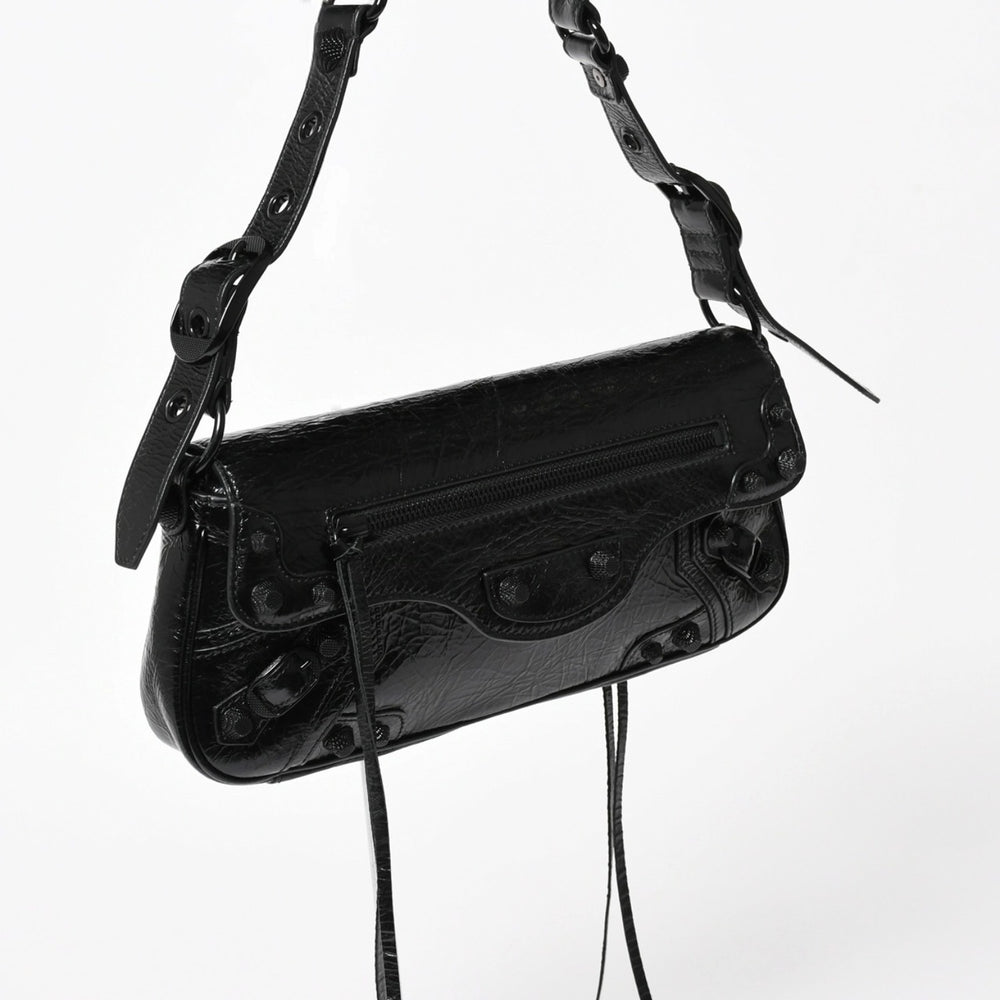 極美品 BALENCIAGA バレンシアガ Le Cagole ル・カゴール 771640 スリングバッグ ショルダーバッグ ブラック レザー 中古 4a005477