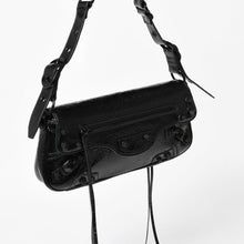 画像をギャラリービューアに読み込む, 極美品 BALENCIAGA バレンシアガ Le Cagole ル・カゴール 771640 スリングバッグ ショルダーバッグ ブラック レザー 中古 4a005477