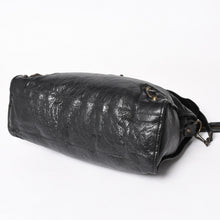 Load image into Gallery viewer, BALENCIAGA バレンシアガ 115748 ザ・シティ 黒 ブラック レザー ブロンズ金具 2WAY ハンドバッグ ショルダーバッグ 美品 中古 4a005416