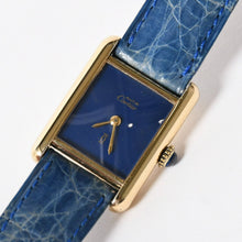 Load image into Gallery viewer, CARTIER カルティエ マストタンク SMサイズ ヴェルメイユ 腕時計 手巻き ラピスブルーダイヤル 美品 中古 4a005352