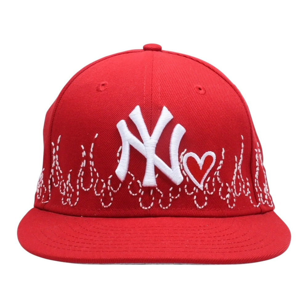 New and unused NEW ERA New Era Cap NY Yankees Loso Custom Model One-of-a-kind Red Heart Logo 59FIFTY Size 7 1/8 56.8cm Used 4a005534