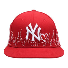 画像をギャラリービューアに読み込む, 極美品 NEW ERA ニューエラ キャップ NY Yankees ニューヨークヤンキース カスタムモデル レッド ハートロゴ 59FIFTY サイズ7 1/8 56.8cm 中古 4a005534
