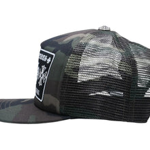 将图片加载到图库查看器，新品同様 CHROME HEARTS クロムハーツ トラッカーキャップ メッシュ カモ柄 クロスボール コットン ポリエステル シルバー925 中古 4a005564