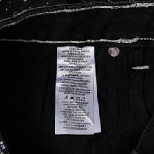 Load image into Gallery viewer, 新品未使用 TRUE RELIGION トゥルーレリジョン JOEY Low Rise Cut-Off Short ショーツ コットン ラインストーン ブラック サイズ29 中古 4a005498