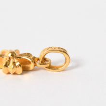 Load image into Gallery viewer, 極美品 CHROME HEARTS クロムハーツ ベイビーファット 22K クロスチャーム 3.1g フルパヴェ ペンダントトップ ゴールド 中古 4a005573
