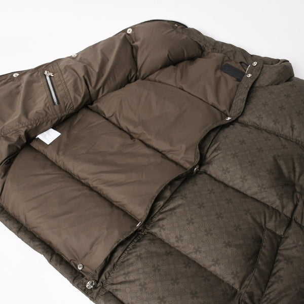 新品未使用 CHROME HEARTS クロムハーツ CH PLUS STIFF DOWN VEST CHプラス スティッフ ダウンベスト サイズM カーキ 総柄 中古 4a005510