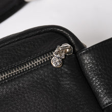 画像をギャラリービューアに読み込む, 新品未使用 CHROME HEARTS クロムハーツ ボディバッグ ウエストバッグ ダガー ローラーベルト レザー ブラック シルバー925 中古 4a005507
