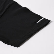 Load image into Gallery viewer, 新品未使用品 CHROME HEARTS クロムハーツ 半袖Tシャツ サイズXL ネックロゴ オールドイングリッシュ ブラック 中古 4a005505