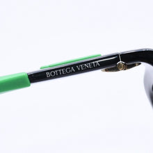 将图片加载到图库查看器，極美品 BOTTEGA VENETA ボッテガヴェネタ サングラス BV1233S JAPAN製 アセテート ラバー ブラック グリーン サイズ53◻︎19-135 中古 4a005546