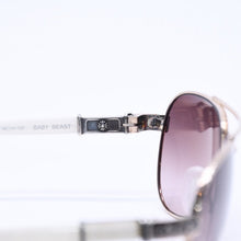 画像をギャラリービューアに読み込む, 極美品 CHROME HEARTS クロムハーツ BABY BEAST ベイビービースト ティアドロップ サングラス ホワイト ゴールド 中古 4a005590