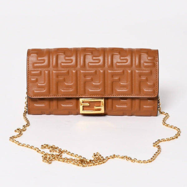 FENDI フェンディ 長財布 コンチネンタル財布 エンボス FFロゴ ブラウン ナッパレザー ゴールド金具 8M0365 美品 中古 4a005370