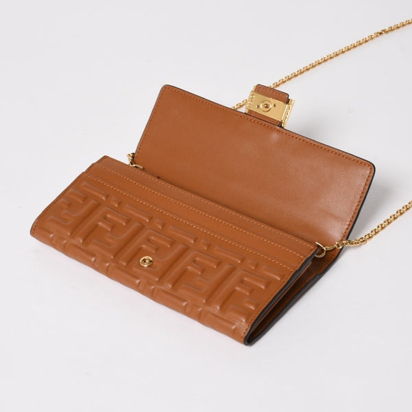 FENDI フェンディ 長財布 コンチネンタル財布 エンボス FFロゴ ブラウン ナッパレザー ゴールド金具 8M0365 美品 中古 4a005370