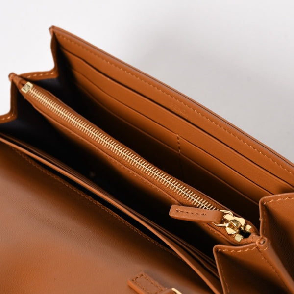 FENDI フェンディ 長財布 コンチネンタル財布 エンボス FFロゴ ブラウン ナッパレザー ゴールド金具 8M0365 美品 中古 4a005370