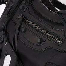 将图片加载到图库查看器，BALENCIAGA バレンシアガ クラシック ミニシティ ナイロン レザー 2WAY ハンドバッグ ショルダーバッグ ブラック 300295 美品 中古 4a005557