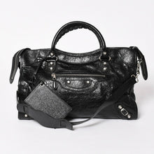 Load image into Gallery viewer, 極美品 BALENCIAGA バレンシアガ Le City ルシティ ブラック ハンドバッグ ショルダーバッグ 281770 シルバー金具 シルバースタッズ 中古 4a005559